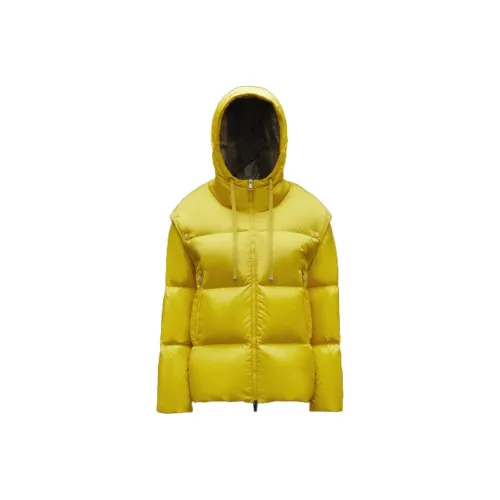 Moncler Женские пуховики горчично-желтого цвета