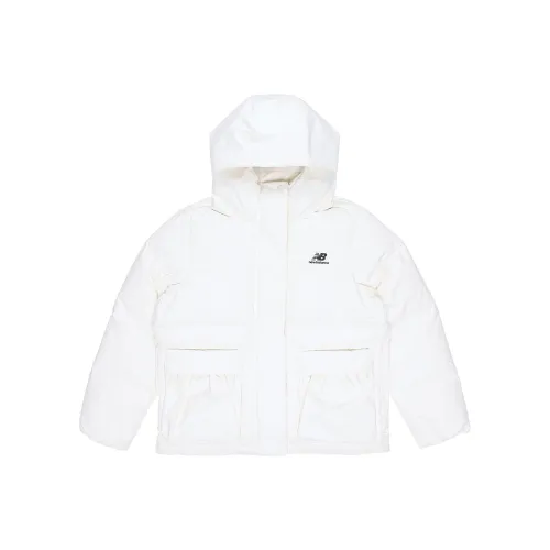 New Balance Слоновая кость Женские Пуховики