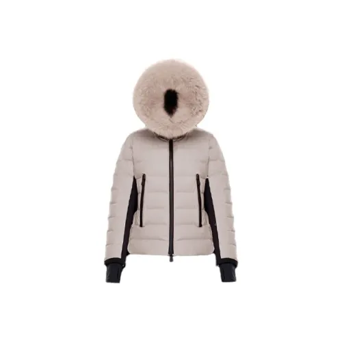 Moncler Светло-розовые Женские Пуховики