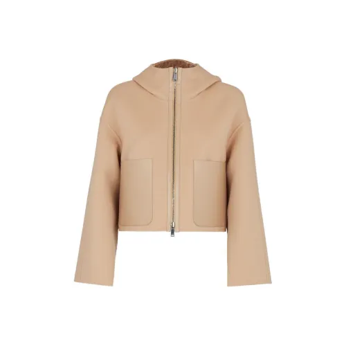 FENDI Бежево-коричневые Женские Куртки