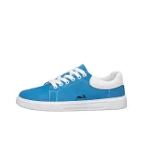 Синий - визуально увеличивает рост