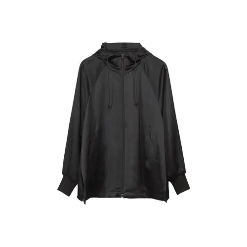 Y 3 Черные Женские Куртки