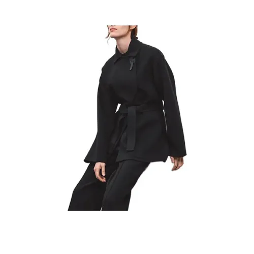 HERMES Черные Женские Куртки