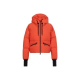 Оранжево-красный