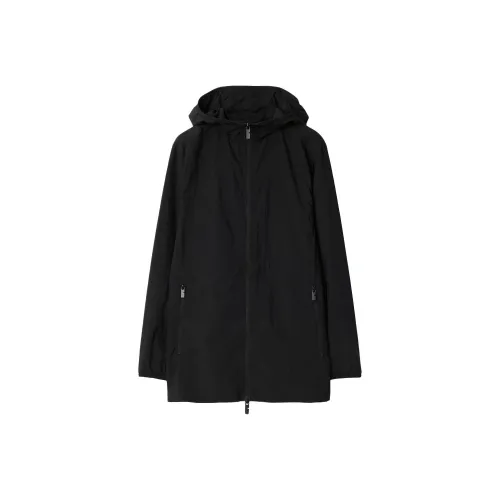 Burberry Нейлоновая куртка Куртки и пальто Женское Черное