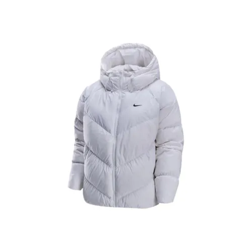 Nike SportswearStorm Storm WINDPUFFER Пуховик Женская Белая