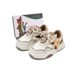 Бело-розовый