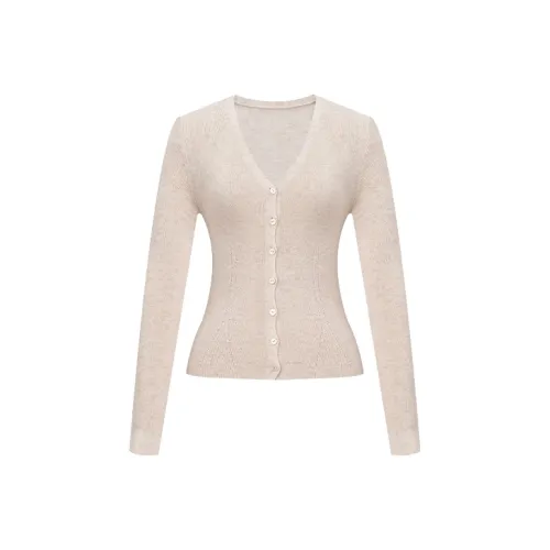 TAMMY TANGS Трикотаж Женский Овсяный