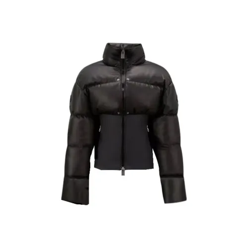 MONCLER GENIUS MONCLER GENIUS 1017 ALYX 9SM Черная Женская Пуховая Куртка