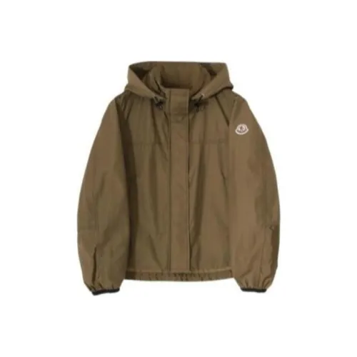 Moncler Куртки и Пальто Женские Хаки