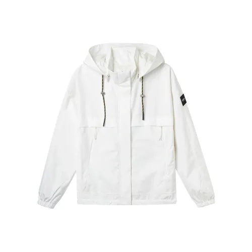 AIGLE GORE TEX INFINIUM Куртки Пальто Женские Жасминовый Белый