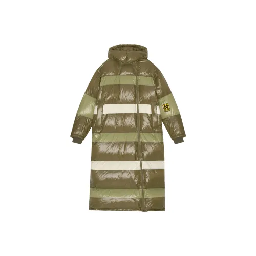 GANNI X 66°NORTH Хаки Женские Пуховики