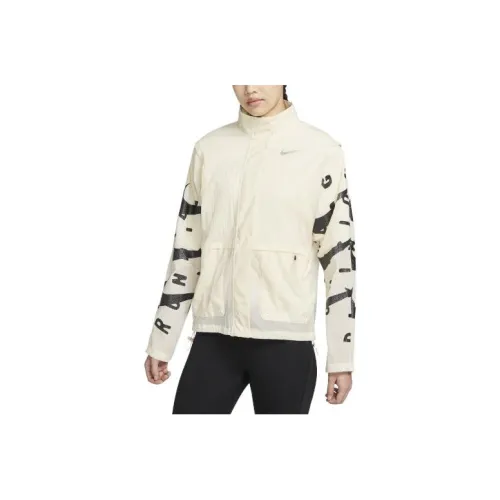 NIKE Кокосовый молочный белый Женские Куртки