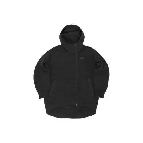 NIKE Черные Женские Куртки