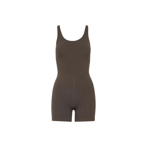 ARITZIA Golden Масло Sway Romper Комбинезон Женские Богатый мокко коричневый