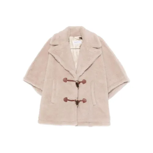 MaxMara Куртки и Пальто Женские Песочного цвета