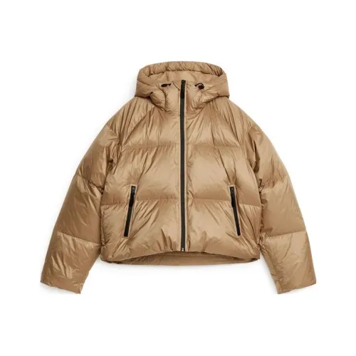 ARKET Бежевые Женские Пуховики