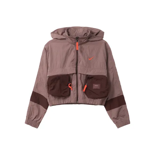 NIKE Фуксия Затмения Женские Куртки