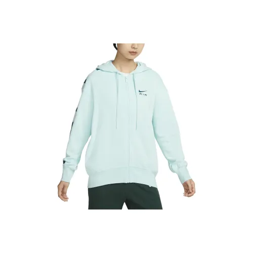 NIKE Светло-синие Женские Куртки