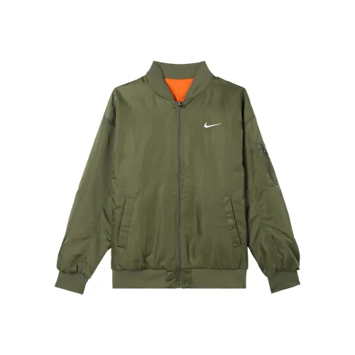 NIKE Sports Life Collection Зеленые Женские Куртки