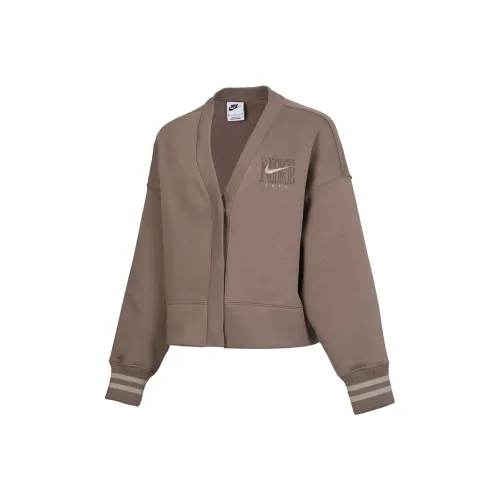 Nike Куртки и Пальто Женские Хаки