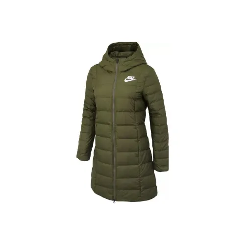 NIKE Зеленые Женские Пуховики
