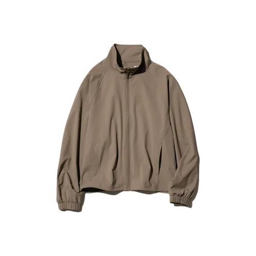 UNIQLO Куртки и Пальто Женские Хаки