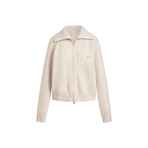 A21 Женская трикотажная одежда