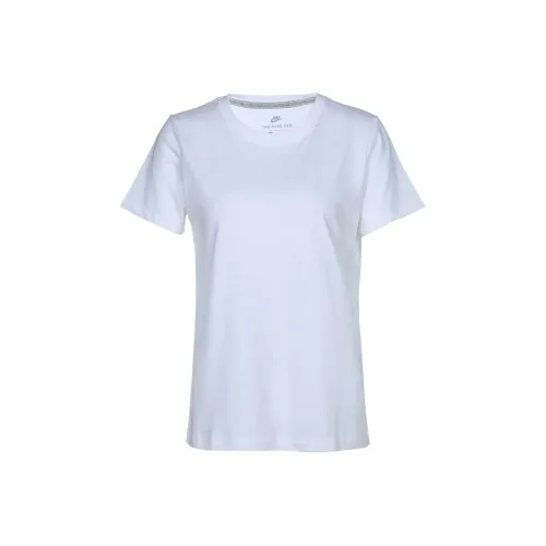 NIKE Белые Женские Футболки