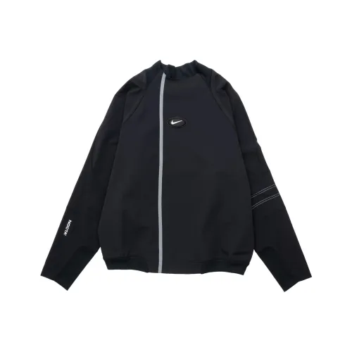 NIKE Черные Женские Куртки