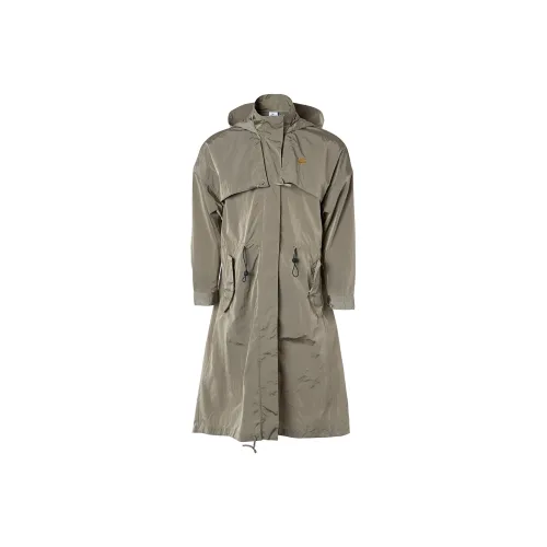 NIKE SPORTSWEAR TECH PACK Хаки Женские Куртки