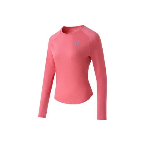 Macondo Бег T-Shirt Женская Blossom Dan Pink