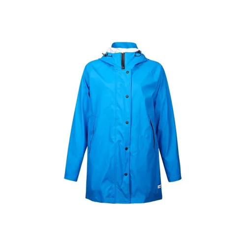 Куртки и пальто женские ярко-синие