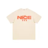 Светлый бежево-абрикосовый.