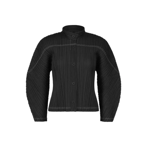 PLEATS PLEASE ISSEY MIYAKE Куртки и Пальто Женские Черные