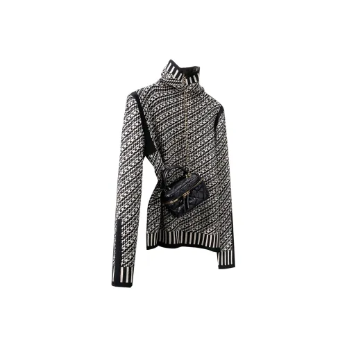 TOUCH Женские T-рубашки