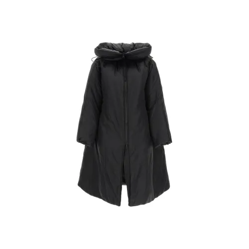 RED VALENTINO Черные Женские Пуховики