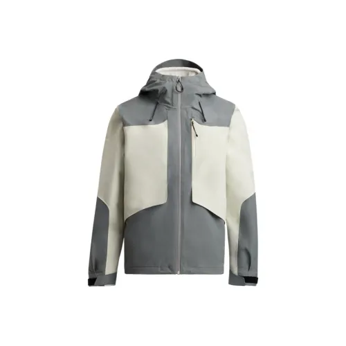 Under Armour Куртки и Пальто Женские Белый Верх