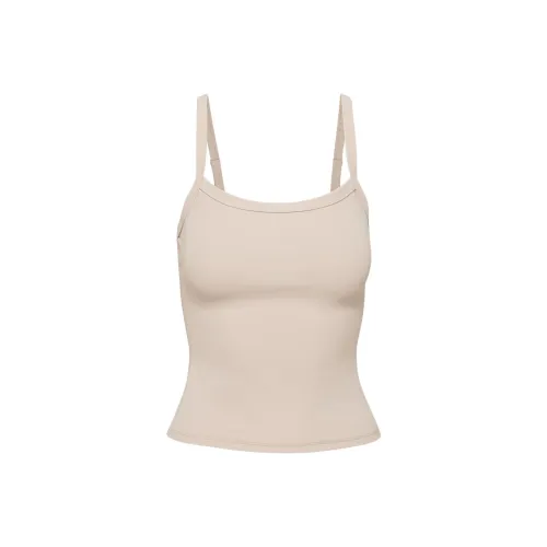 ARITZIA Golden Масло Tumbler Танк Топ на бретелях Женские Barely Румяна Румяна Цвет