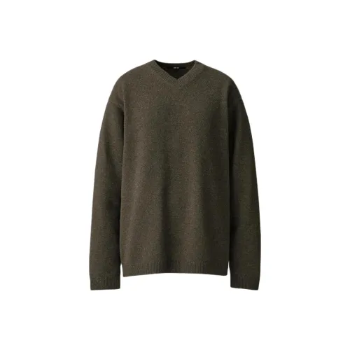 UNIQLO C Collection Кашемировый свитер женский темно-оливковый