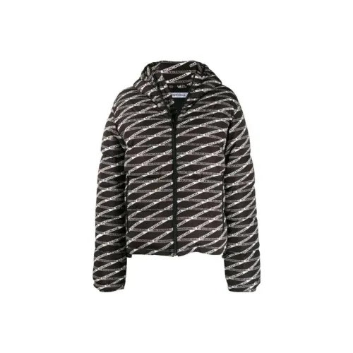 Balenciaga Куртки и Пальто Женские Черные