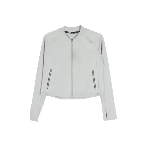 Nike Куртки и Пальто Женские Серые