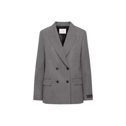 ARITZIA Женские офисные костюмы