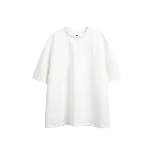 GM Женские футболки