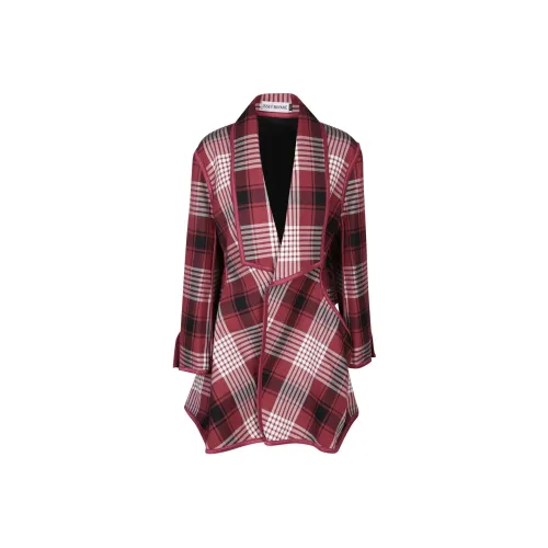 ISSEY MIYAKE Куртки и Пальто Женские Красные