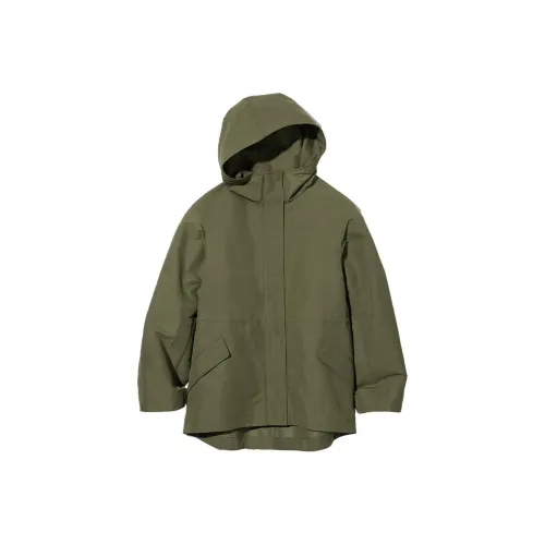 UNIQLO Куртки и Пальто Женские Лесной Зеленый