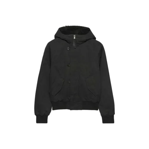 ARITZIA Черный/Черный Женские Куртки