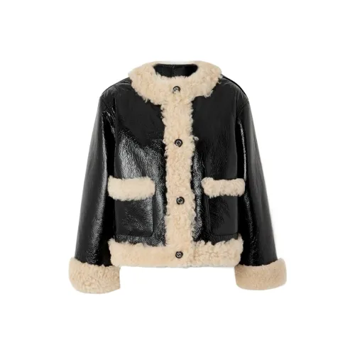 GUCCI Куртки и Пальто Женские Черные