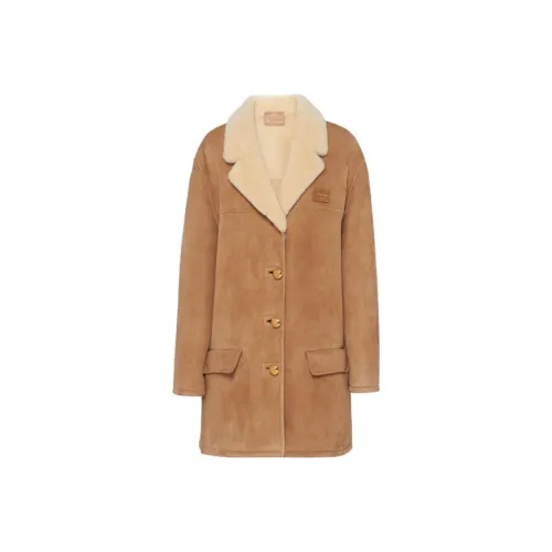 PRADA Апельсиновое Женское Пальто