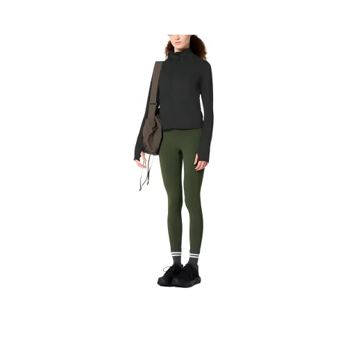 UNIQLO Куртки и Пальто Женские Черные